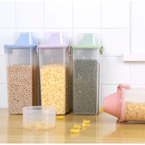 Pet Food Dispenser with Seal Buckles